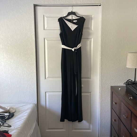 Jumpsuit - Picture 1 of 3